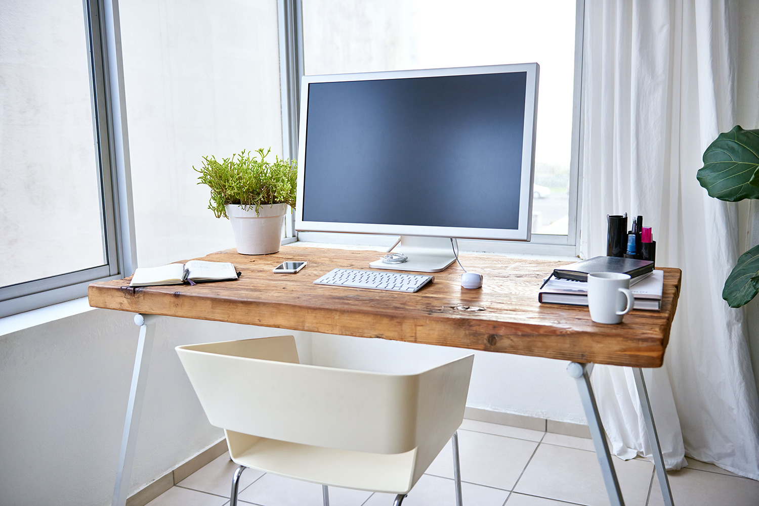 Banner home productivity wood desk